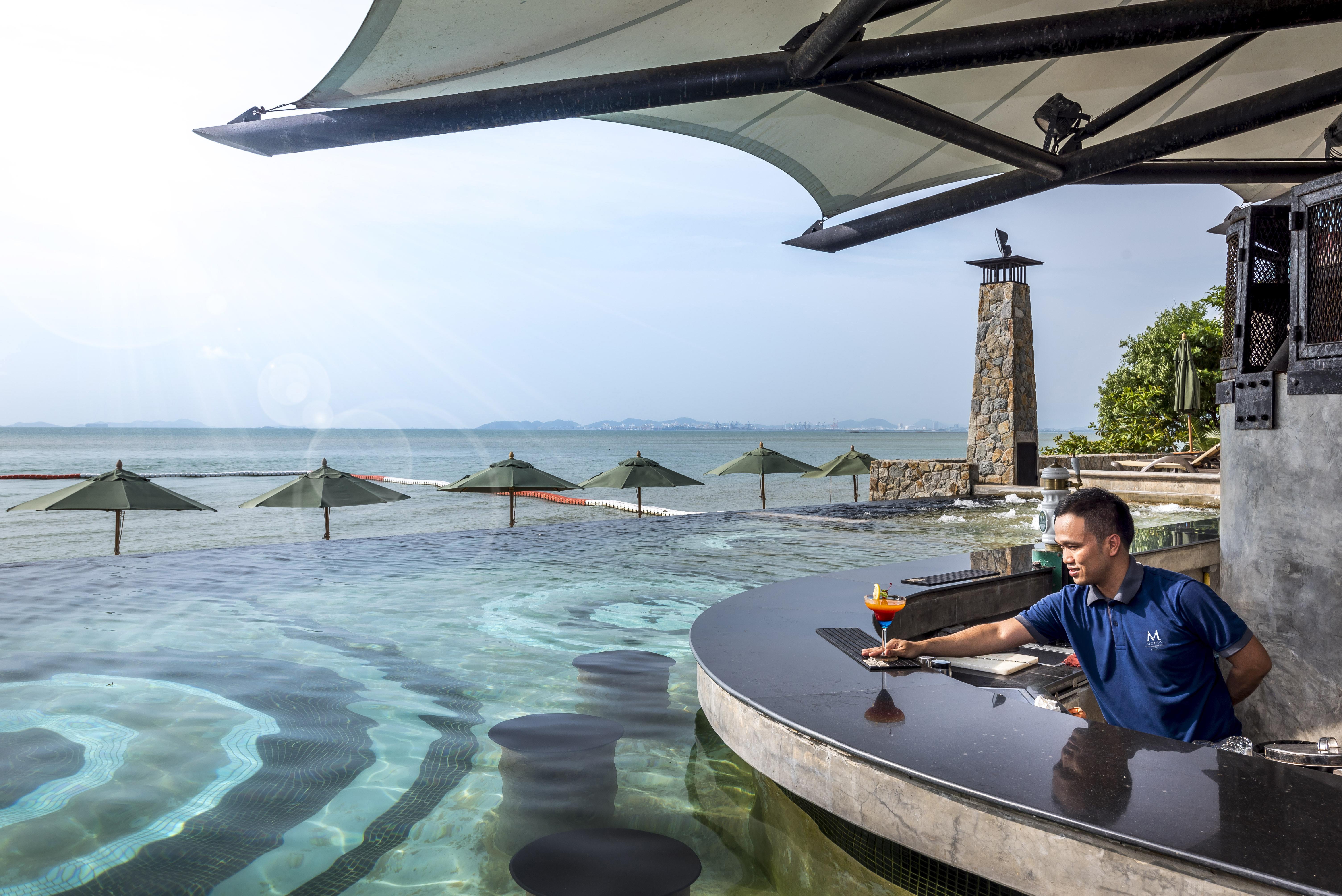 Pattaya Modus Beachfront Resort Exterior photo
